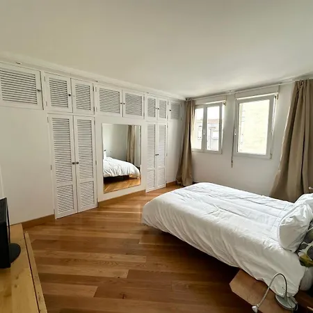 Marques De La Hermida Apartment